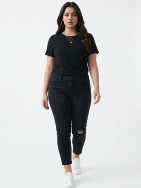 Torrid Bombshell Skinny Black Distressed Jeans Size 20S PSize BOGO 2nd Item $5